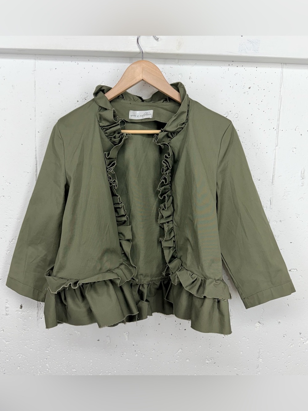 Never A Wallflower Women’s Size Medium Olive Green Ruffle Blazer